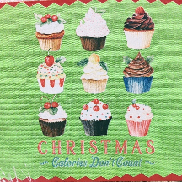 Hand Crafted Mini Wood Sign, Tiered Tray Decor, Christmas Calories Don't Count - Picture 4 of 4